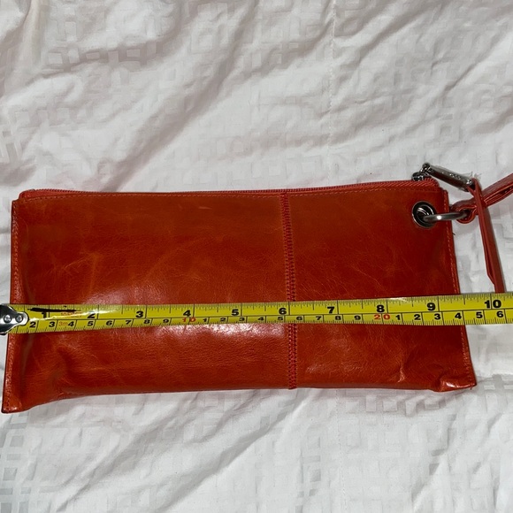 New HOBO Vida Wristlet